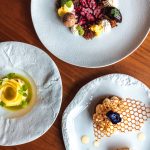 Assortiment de desserts de saison imaginés par le chef Mathieu Charrois au restaurant Epona à Lyon